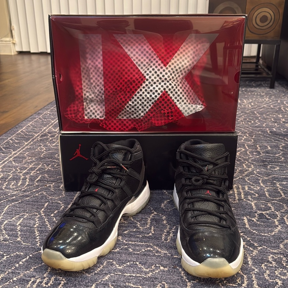 Air Jordan 11 Retro ’72-10’ Size 9.5 Great Condition